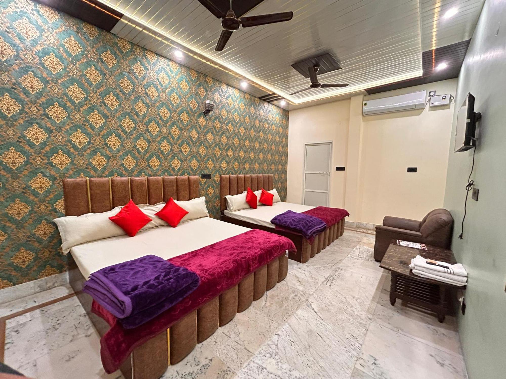 Temple Town Homes Assi Ghat Varanasi Exterior photo