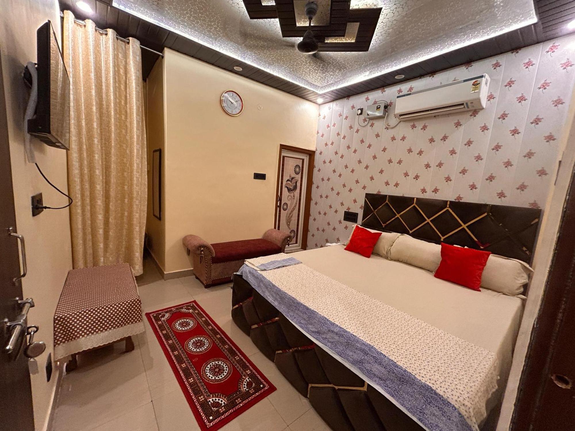 Temple Town Homes Assi Ghat Varanasi Exterior photo