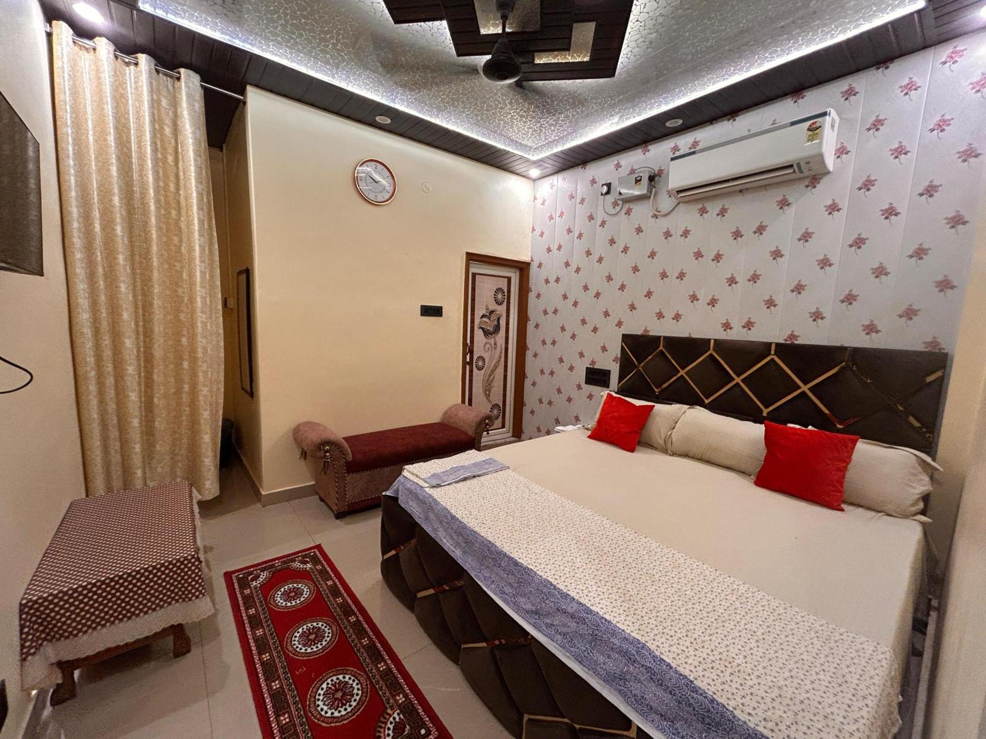 Temple Town Homes Assi Ghat Varanasi Exterior photo